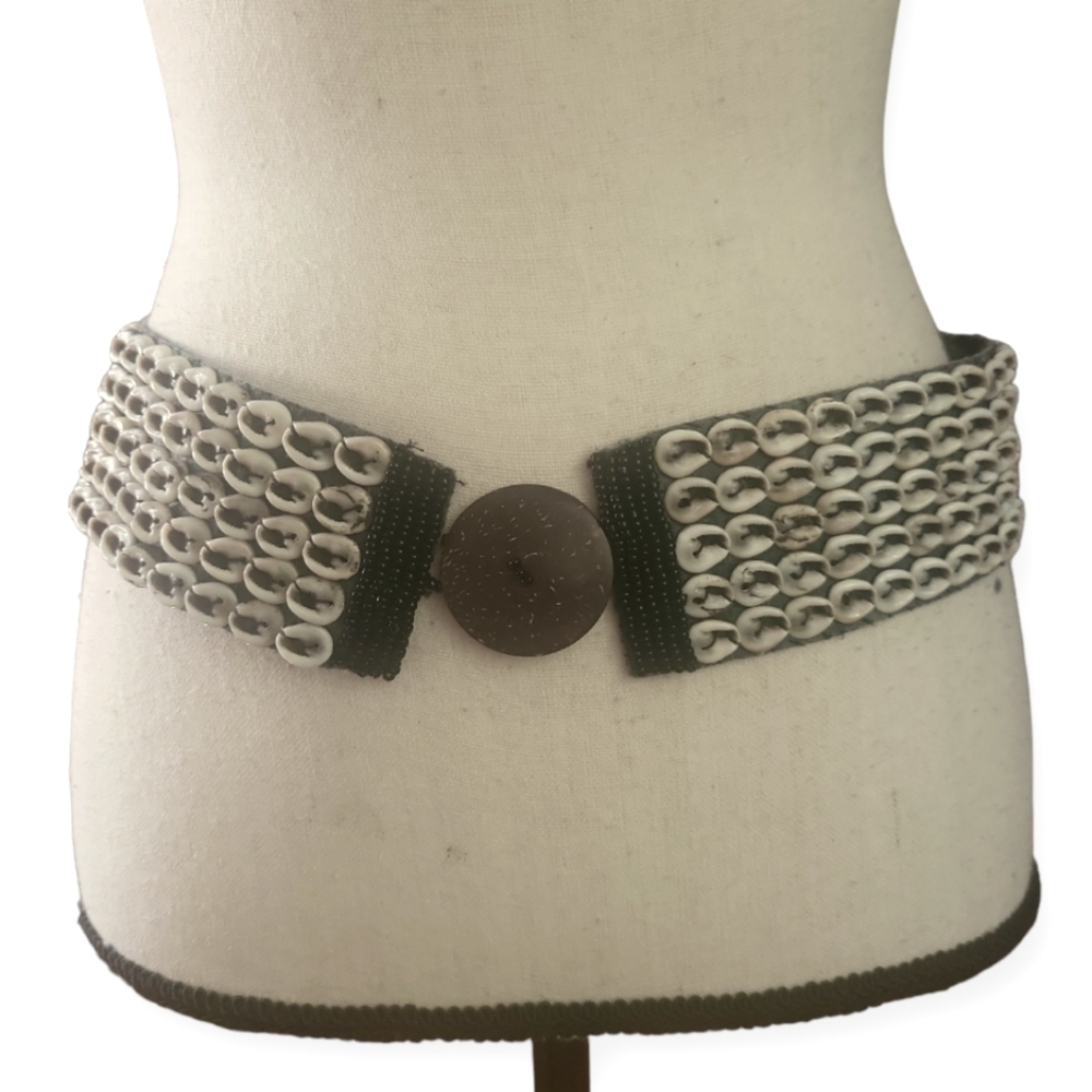 Vintage Papua New Guinea Cowrie Shell Bead Belt